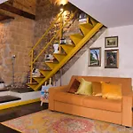 Carlito\'S House- Un\'Intera Casa Al Centro Storico