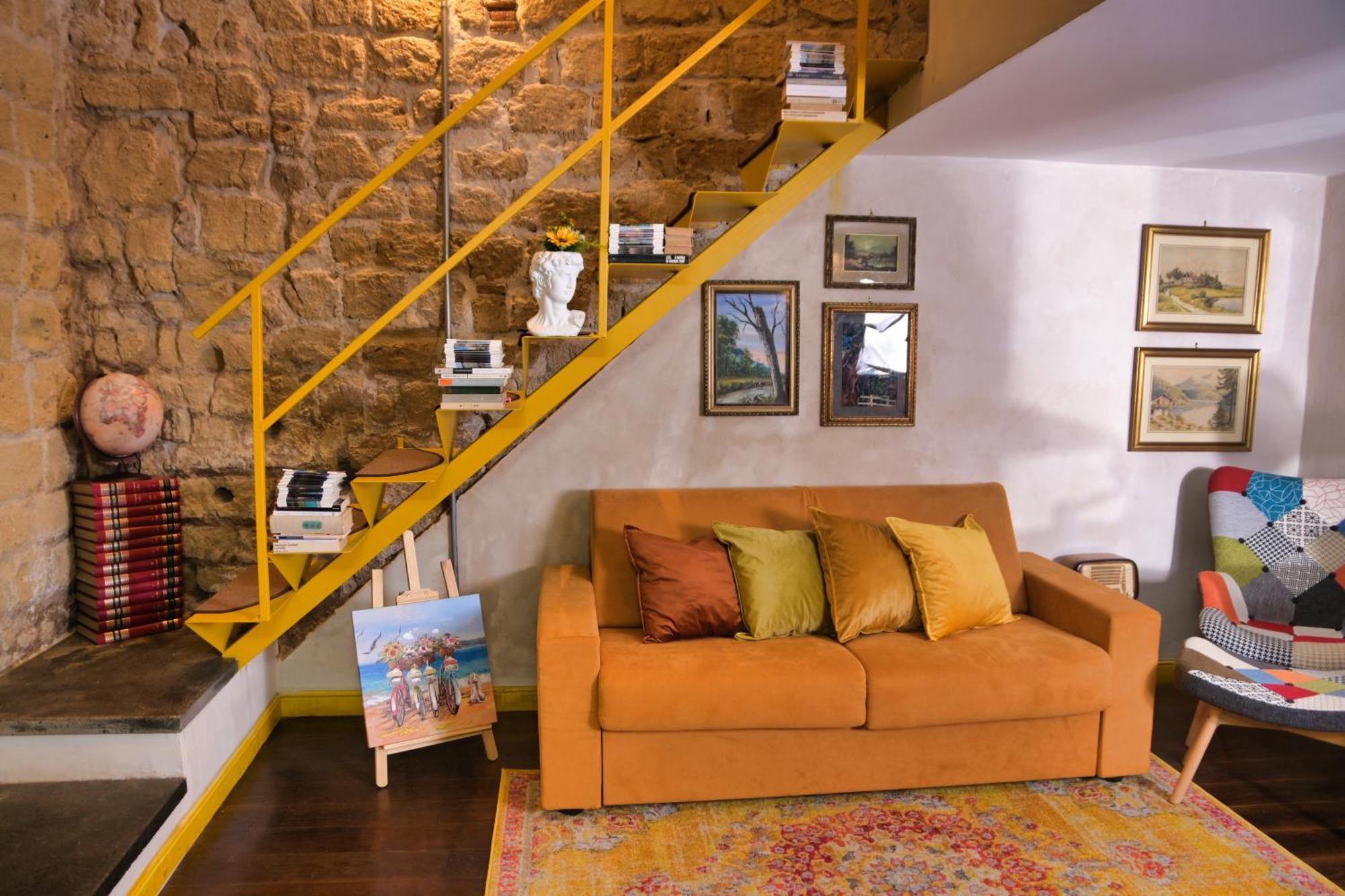 Apartment Carlito's House- Un'intera Casa Al Centro Storico Naples