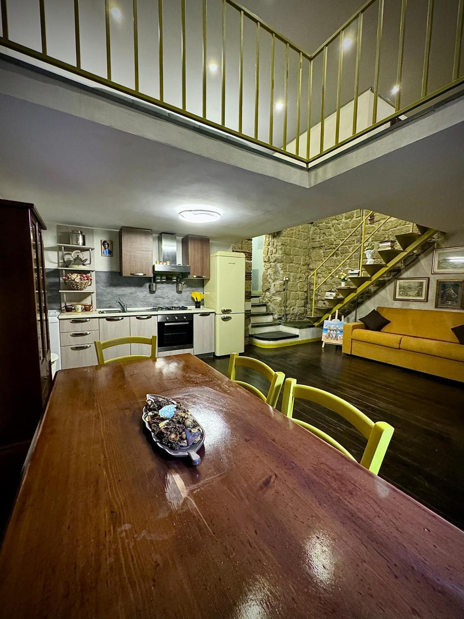 Apartment Carlito's House- Un'intera Casa Al Centro Storico *